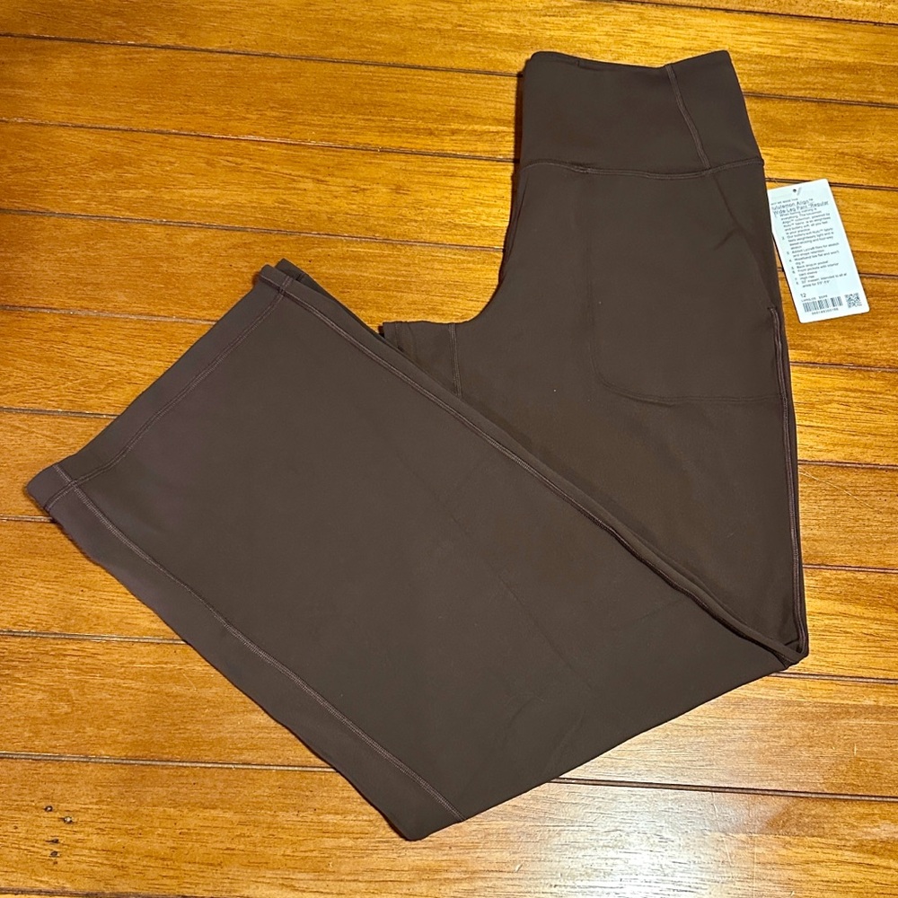 NEW:   Lululemon Align Brown leggings